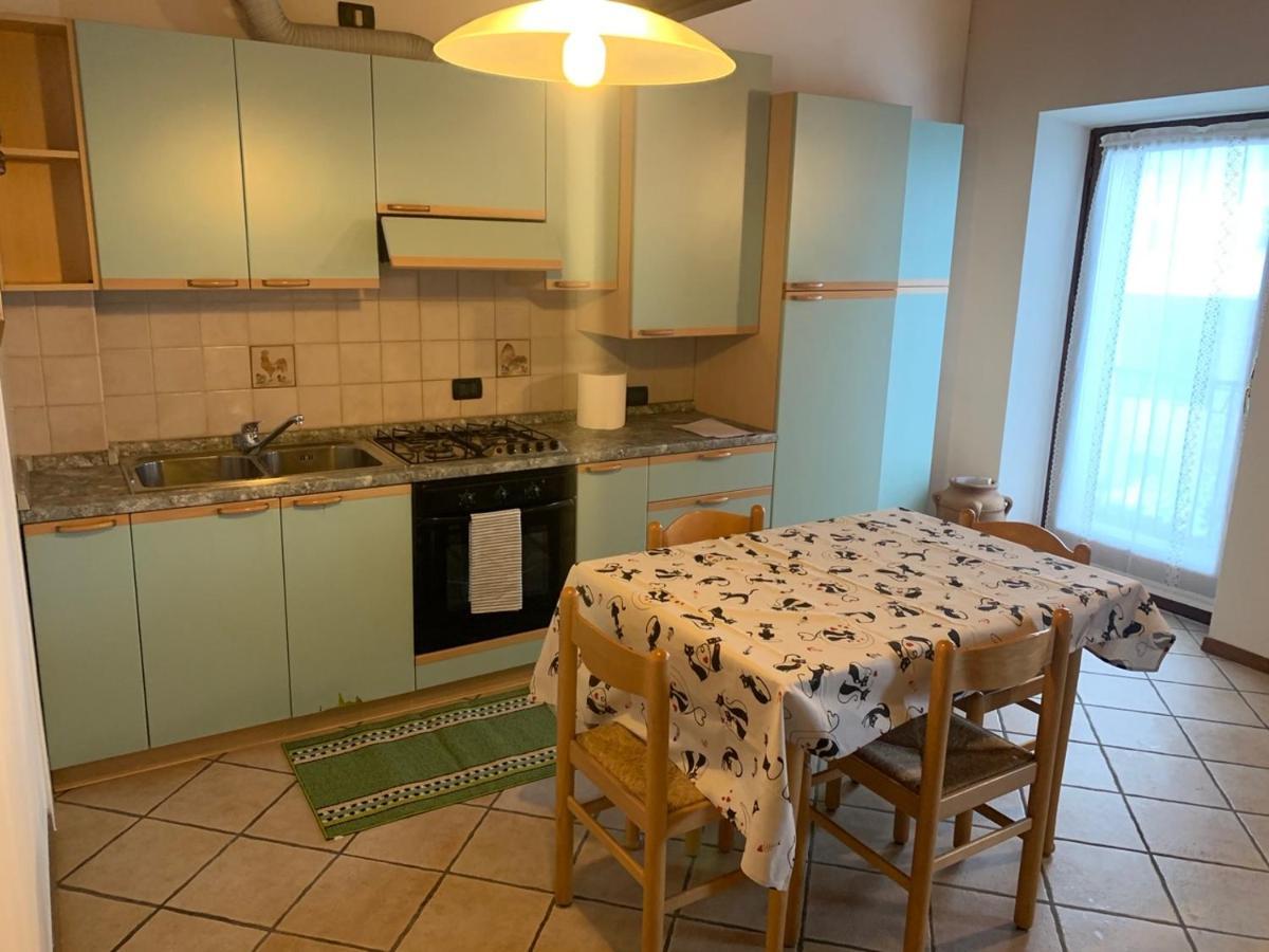 La Vineria House - Appartamento Yellow Dolce Bagian luar foto