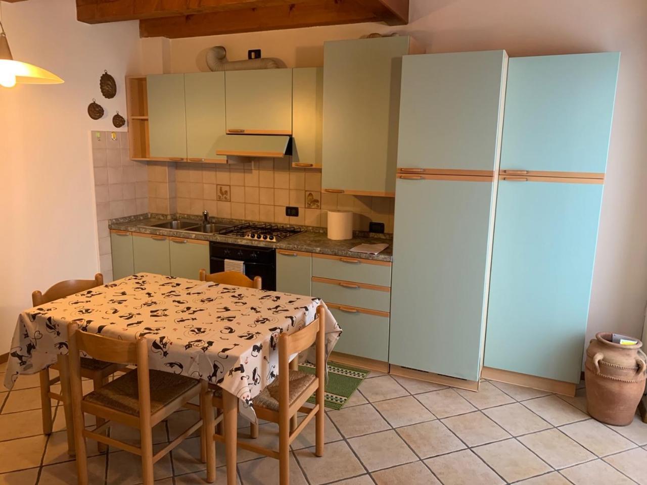 La Vineria House - Appartamento Yellow Dolce Bagian luar foto